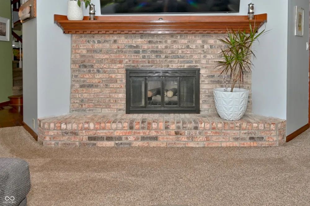 6572 Kings Court Avon, IN 46123