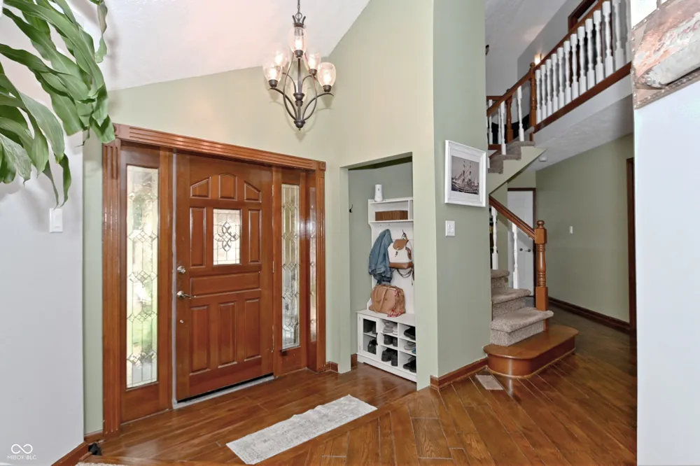 6572 Kings Court Avon, IN 46123
