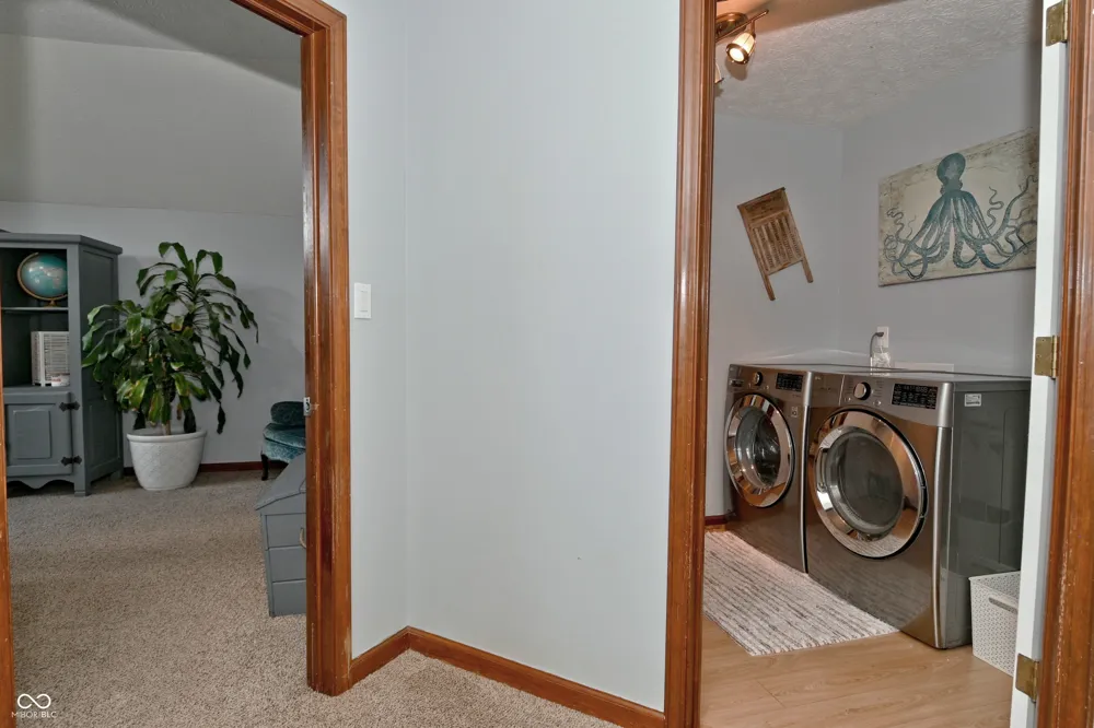6572 Kings Court Avon, IN 46123