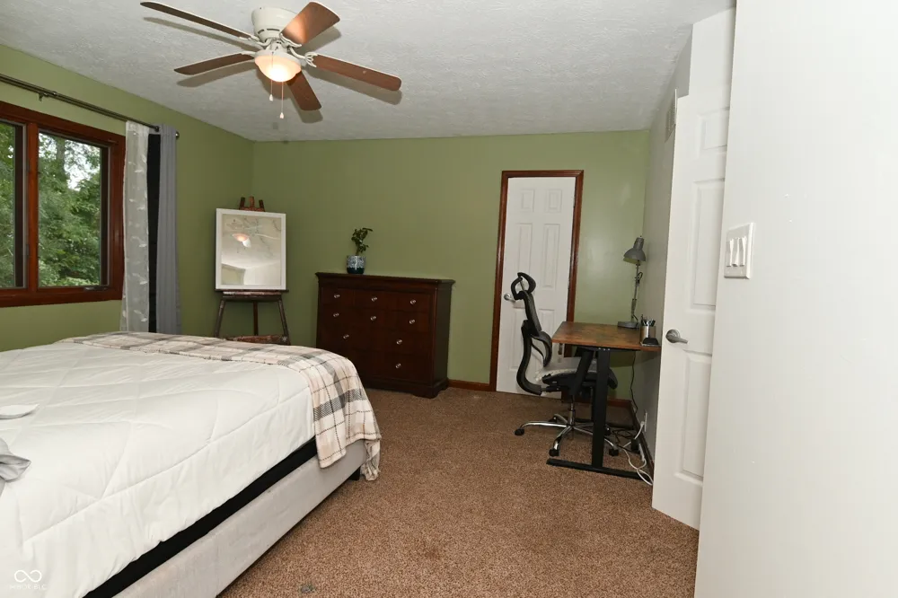 6572 Kings Court Avon, IN 46123