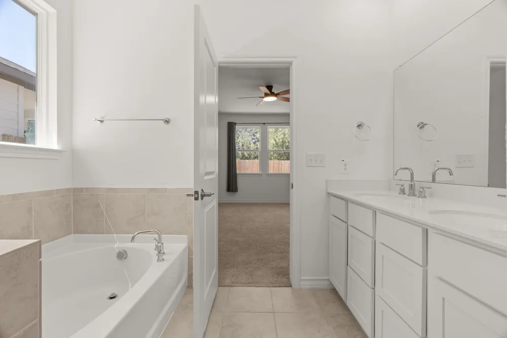 511 Diorite Cove Liberty Hill, TX 78642