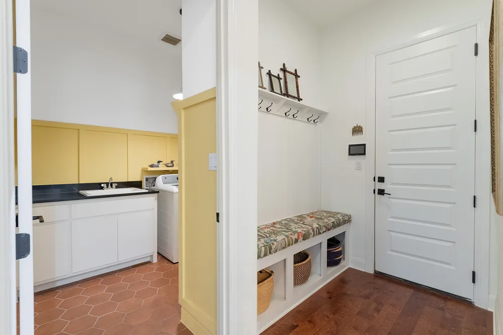 129 Hollytree Court Georgetown, TX 78628