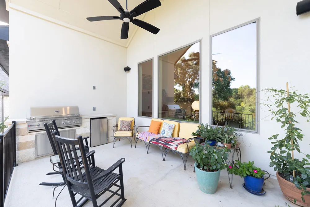 129 Hollytree Court Georgetown, TX 78628