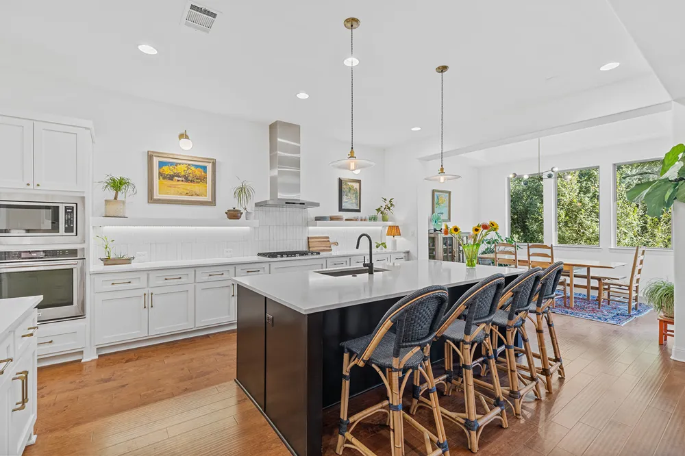 129 Hollytree Court Georgetown, TX 78628