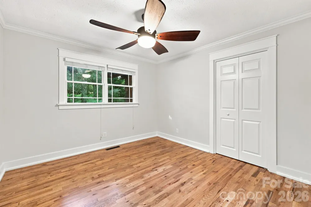 151 Ridgewood Acres Drive Hendersonville, NC 28792