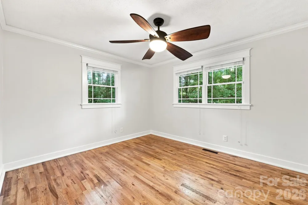 151 Ridgewood Acres Drive Hendersonville, NC 28792
