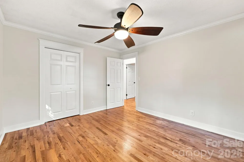 151 Ridgewood Acres Drive Hendersonville, NC 28792