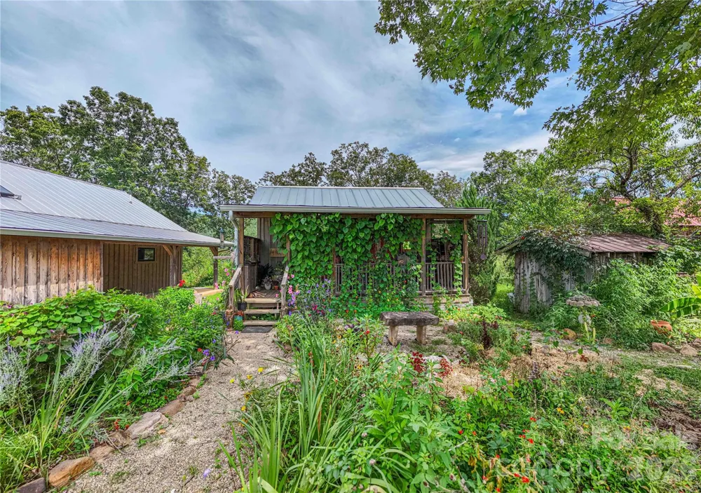 1295 Paint Rock Road Hot Springs, NC 28743