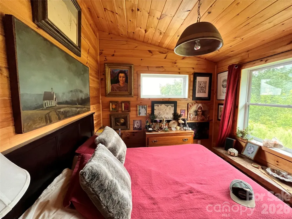 1295 Paint Rock Road Hot Springs, NC 28743
