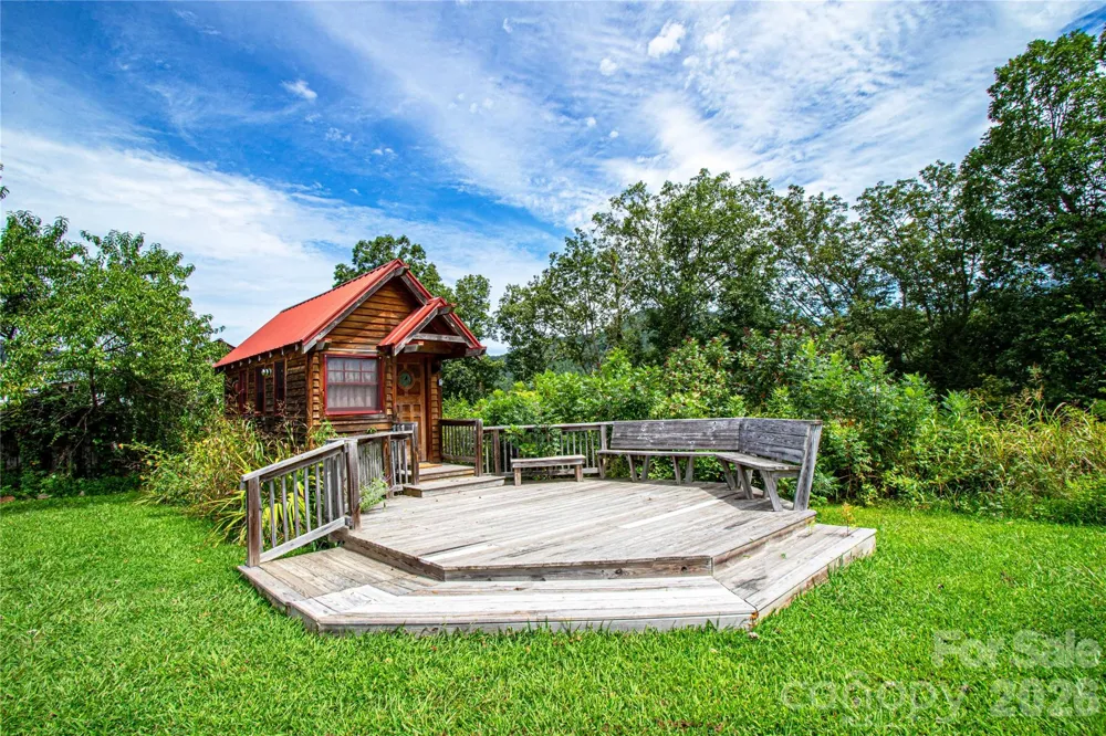 1295 Paint Rock Road Hot Springs, NC 28743