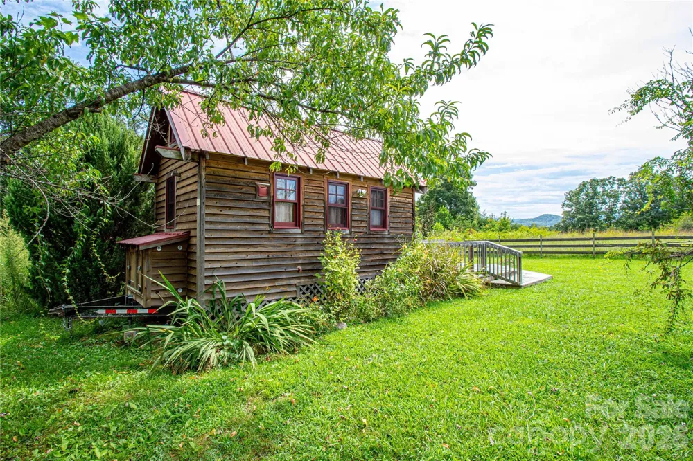 1295 Paint Rock Road Hot Springs, NC 28743