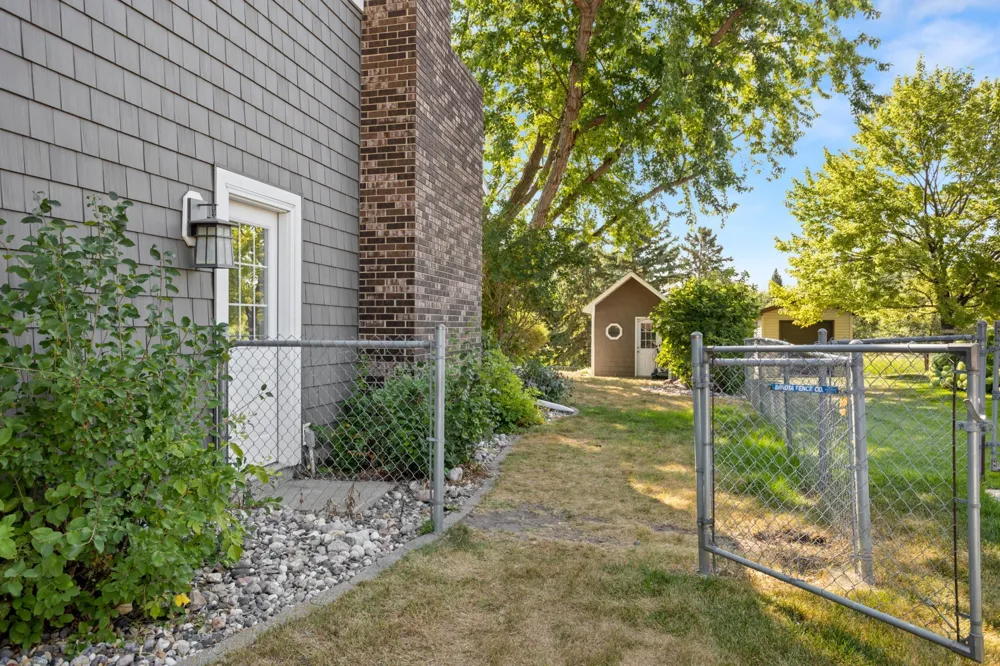 2949 Peterson Parkway Fargo, ND 58102