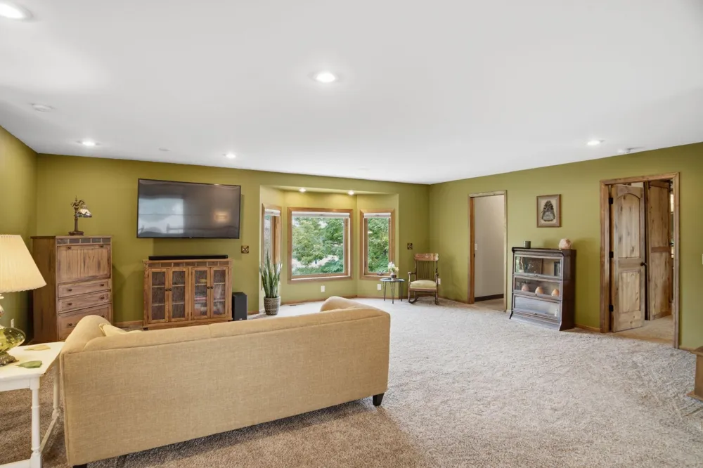 9140 Aldrich Avenue S Bloomington, MN 55420