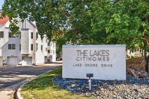 3059 Lake Shore Drive #A