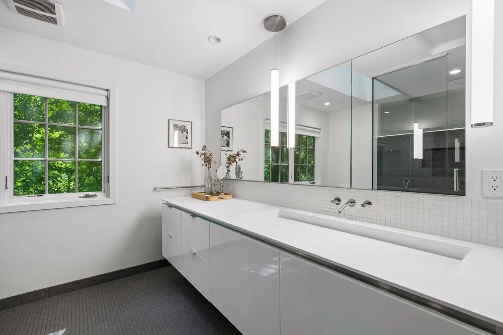 13001 Brenwood Trail Minnetonka, MN 55343
