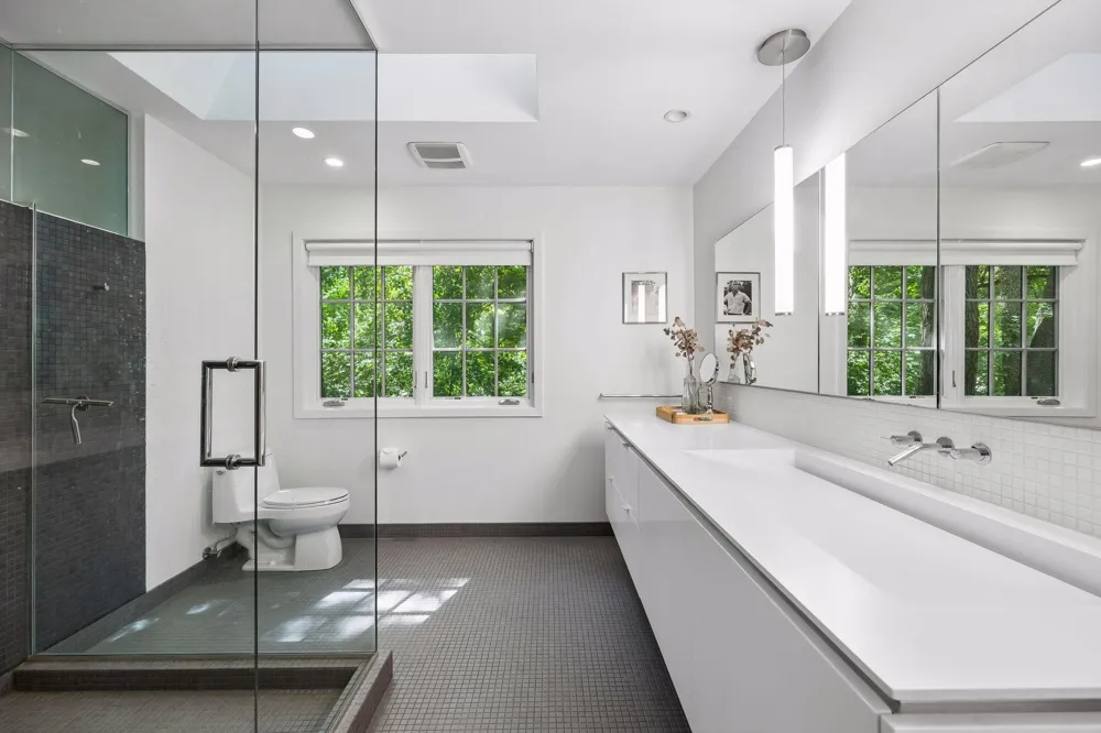 13001 Brenwood Trail Minnetonka, MN 55343