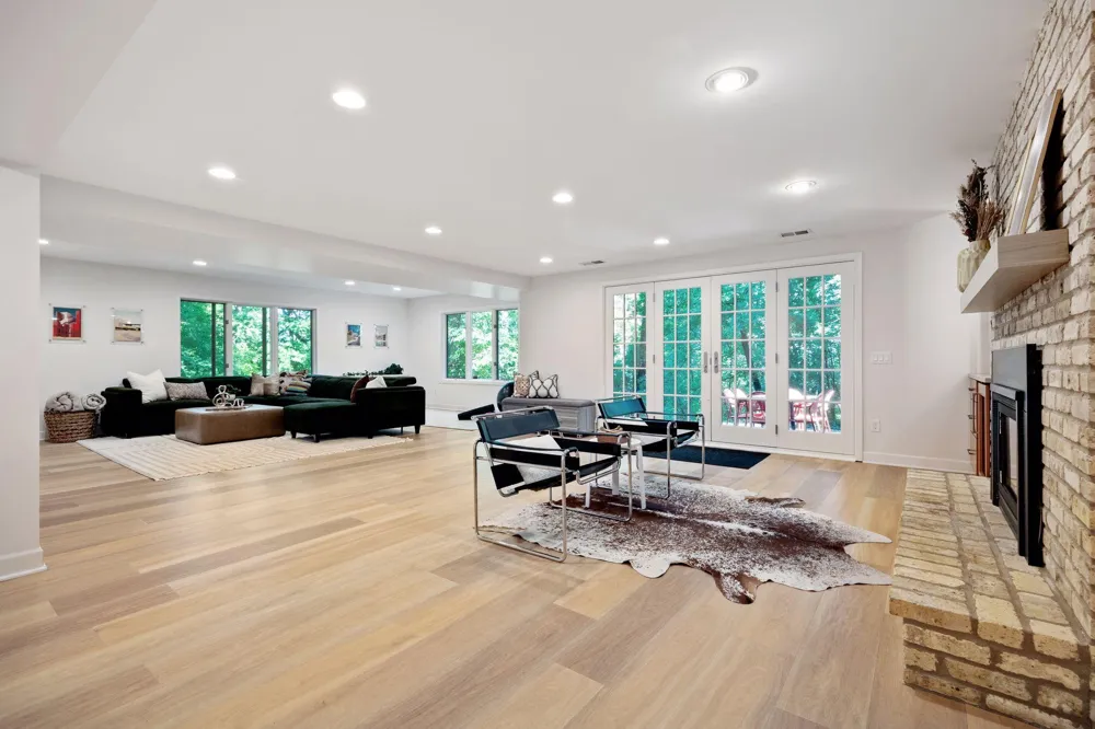 13001 Brenwood Trail Minnetonka, MN 55343