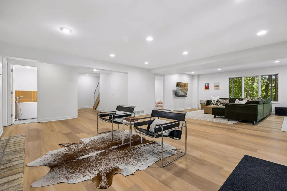 13001 Brenwood Trail Minnetonka, MN 55343