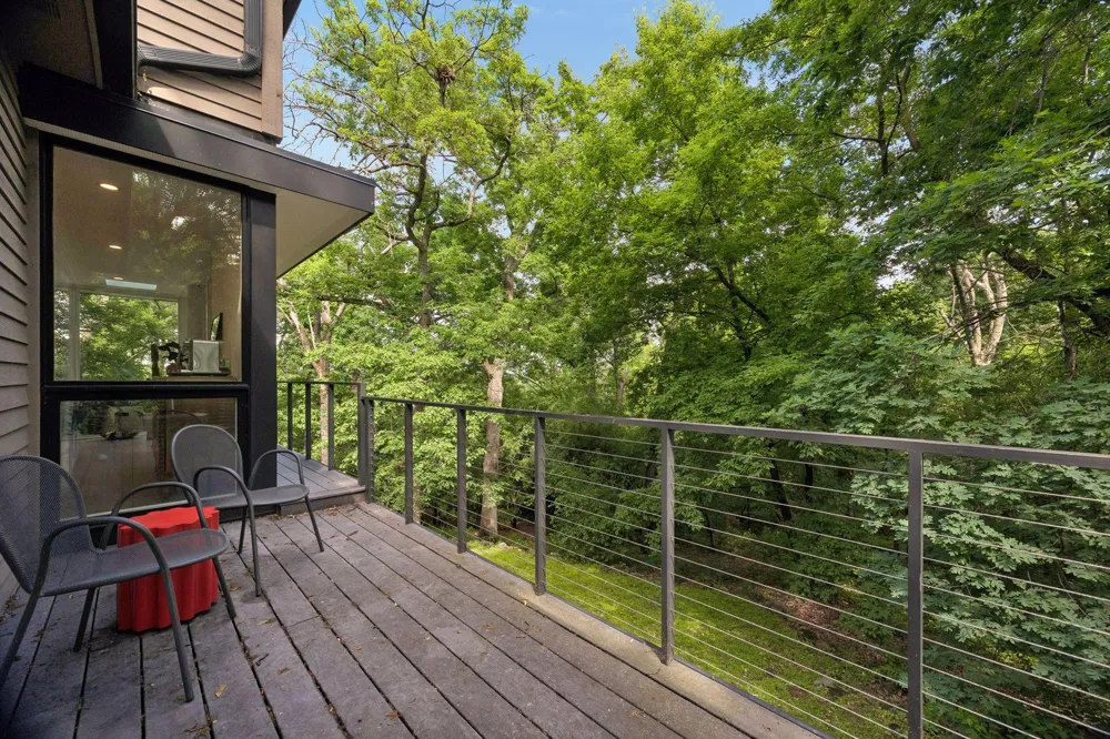 13001 Brenwood Trail Minnetonka, MN 55343