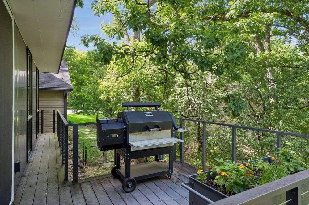 13001 Brenwood Trail Minnetonka, MN 55343