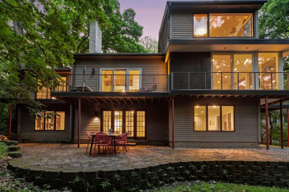 13001 Brenwood Trail Minnetonka, MN 55343