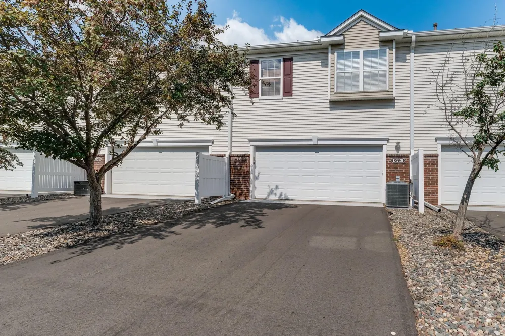13729 Atrium Avenue #2202 Rosemount, MN 55068