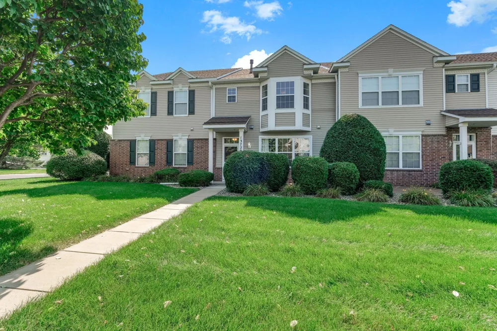13729 Atrium Avenue #2202 Rosemount, MN 55068