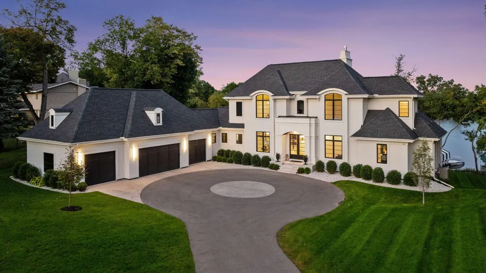 940 Arm Drive Orono, MN 55364