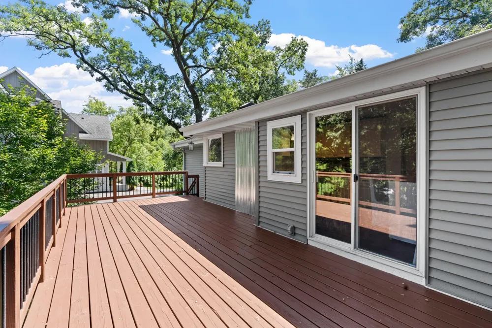 12918 Rutledge Circle Minnetonka, MN 55305