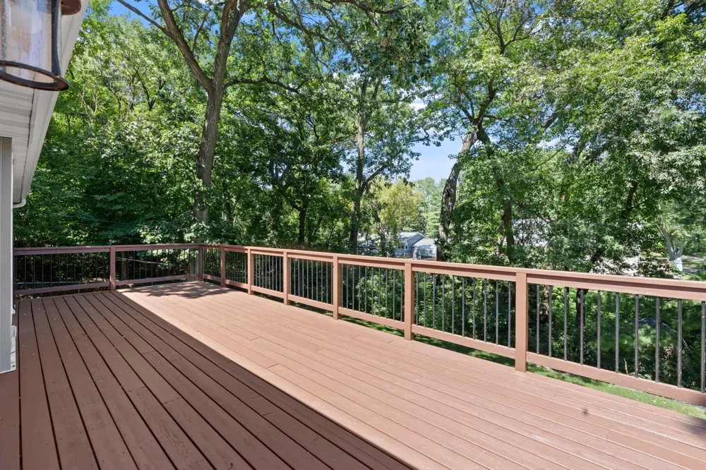 12918 Rutledge Circle Minnetonka, MN 55305