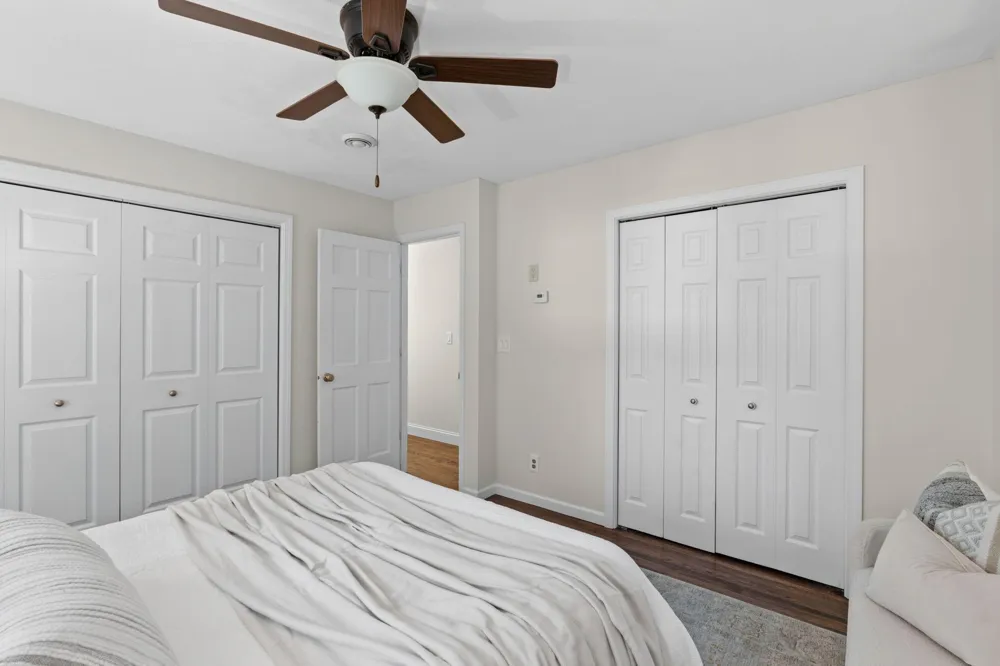 12918 Rutledge Circle Minnetonka, MN 55305