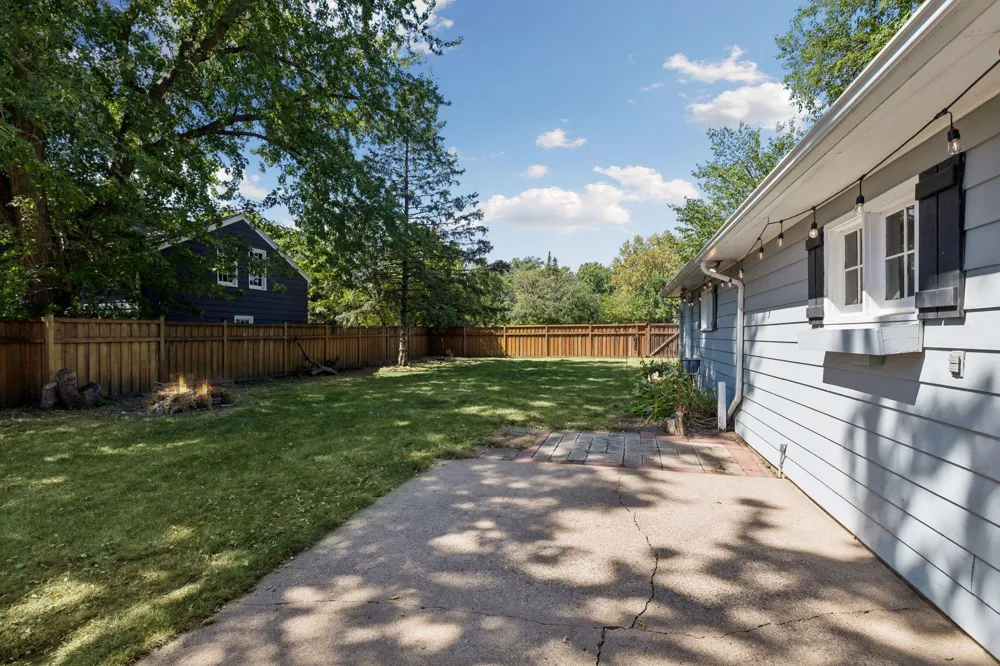1789 Asbury Street Falcon Heights, MN 55113