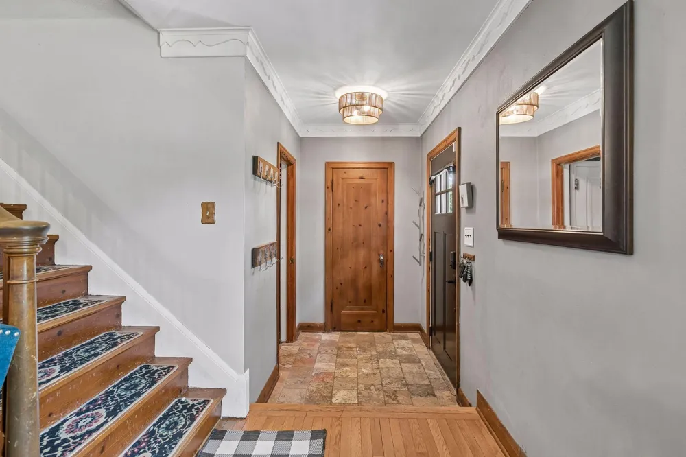 1789 Asbury Street Falcon Heights, MN 55113