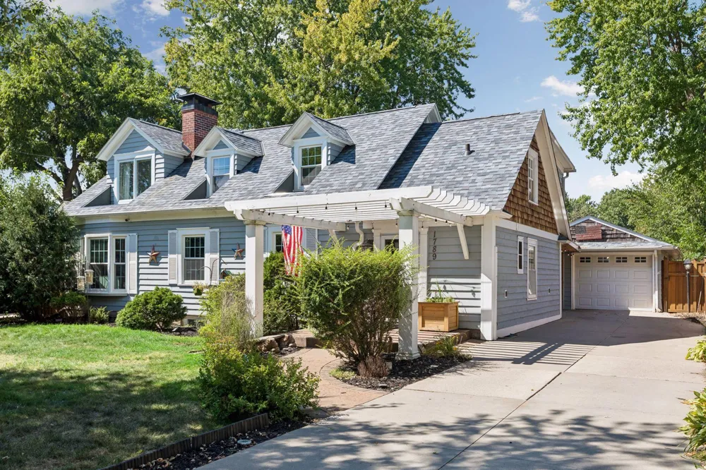1789 Asbury Street Falcon Heights, MN 55113