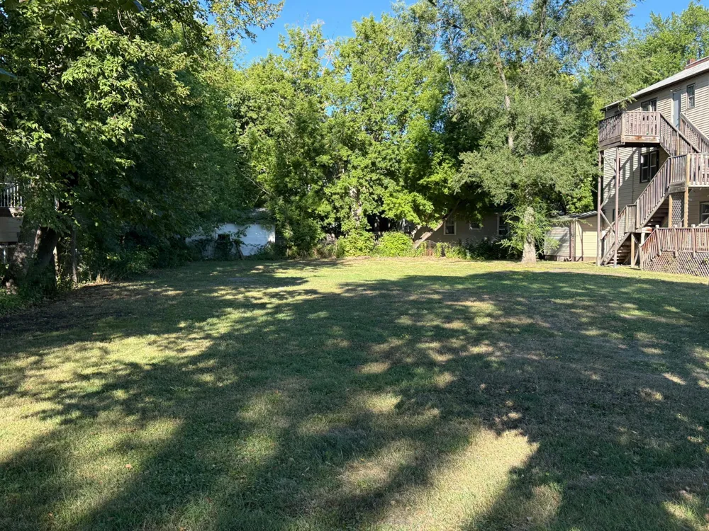 305 University Drive S Fargo, ND 58103