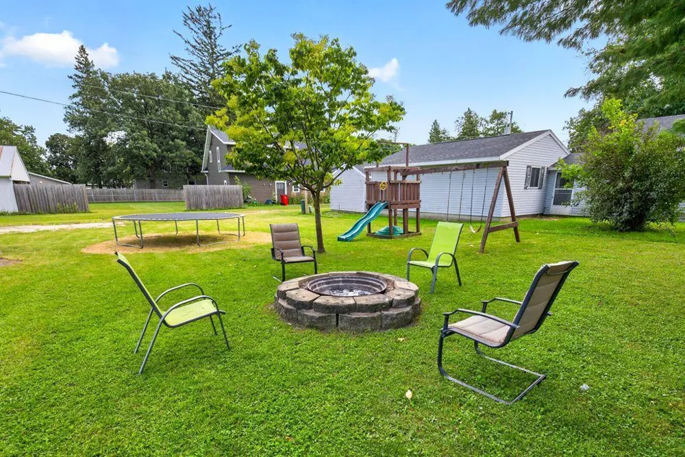 108 2nd Street NE Grand Meadow, MN 55936