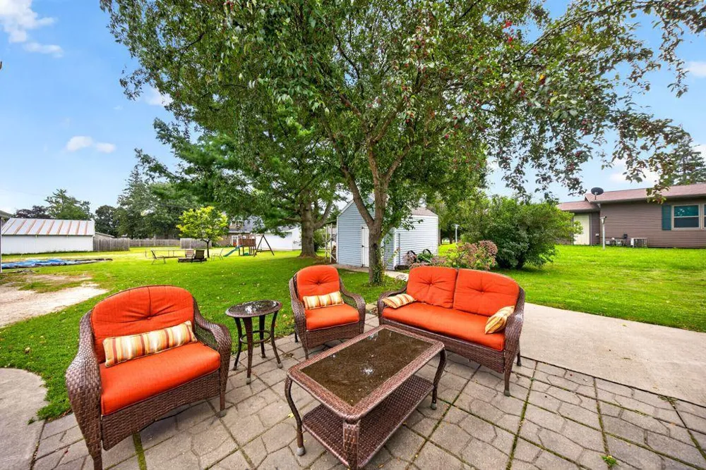 108 2nd Street NE Grand Meadow, MN 55936