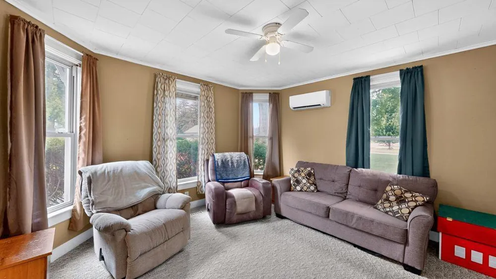 108 2nd Street NE Grand Meadow, MN 55936
