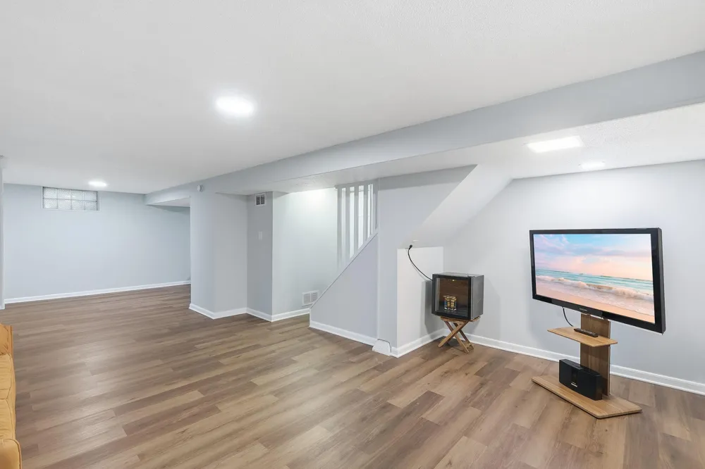 4716 Washburn Avenue Minneapolis, MN 55430