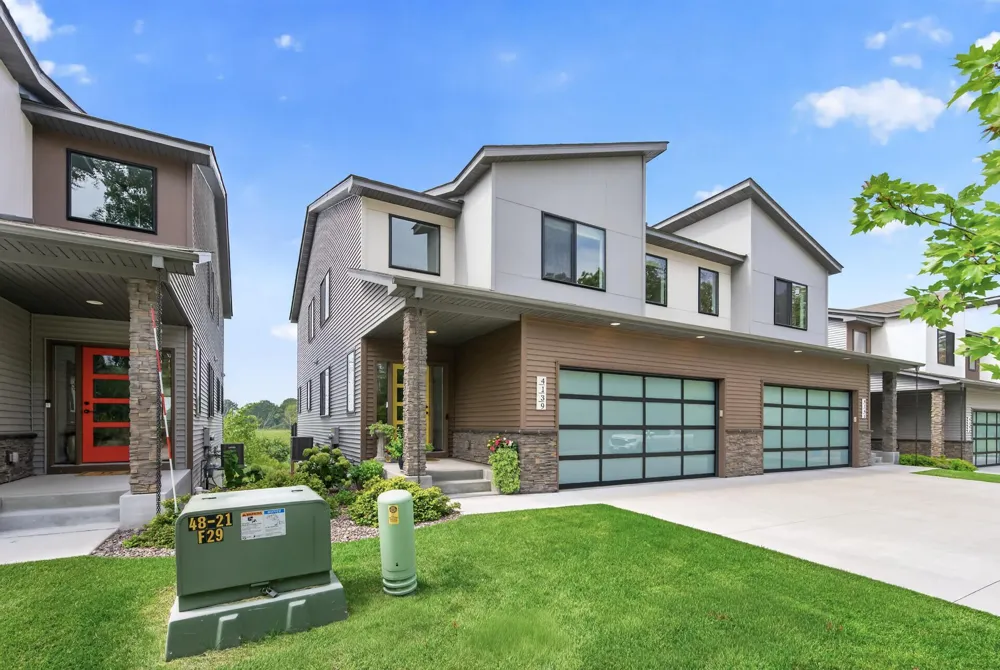 4139 Isaac Court Vadnais Heights, MN 55127