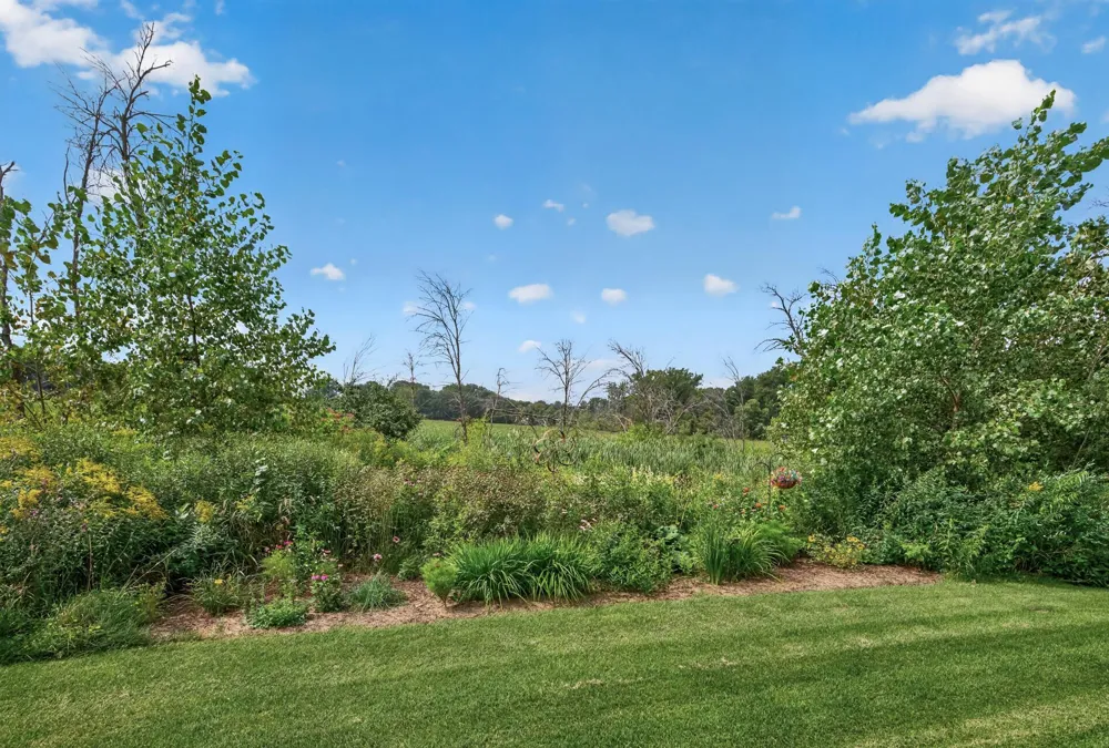 4139 Isaac Court Vadnais Heights, MN 55127