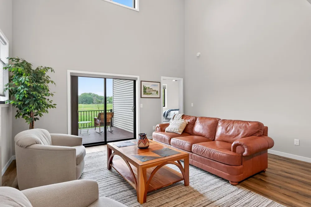 4139 Isaac Court Vadnais Heights, MN 55127