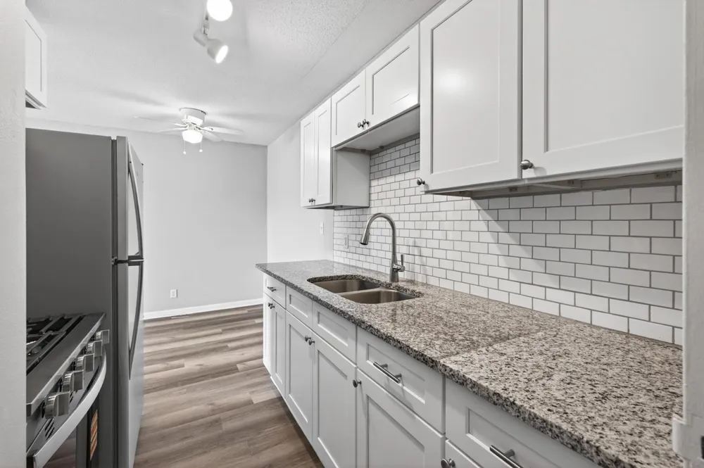 2500 Blaisdell Avenue #206 Minneapolis, MN 55404
