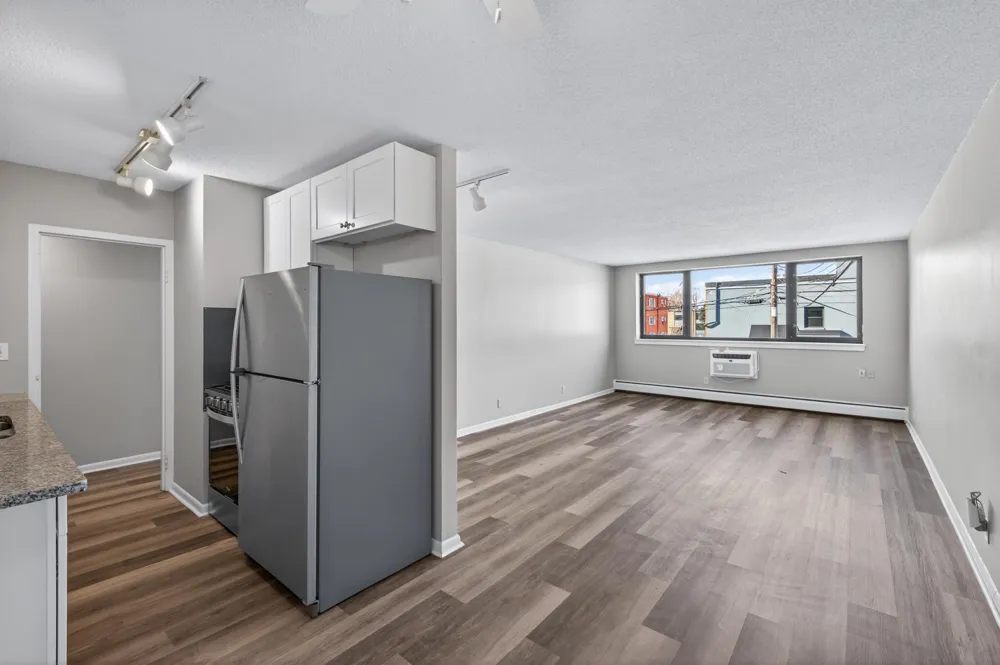 2500 Blaisdell Avenue #206 Minneapolis, MN 55404