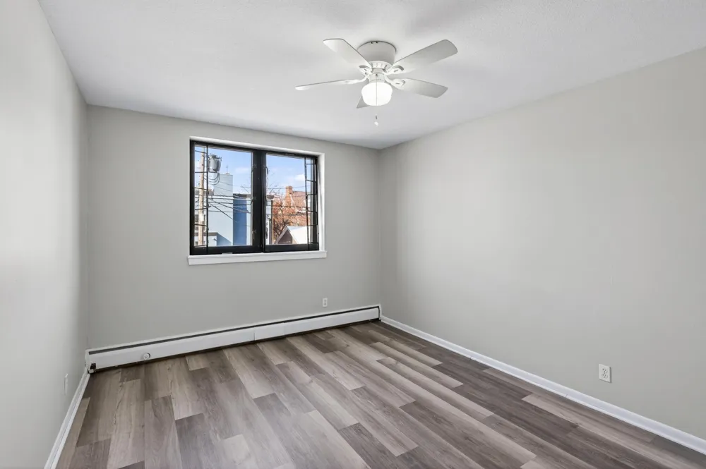 2500 Blaisdell Avenue #206 Minneapolis, MN 55404