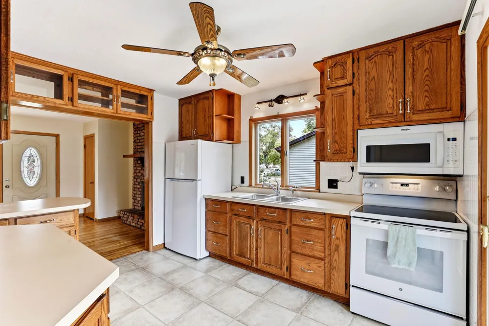 617 E Lincoln Road New Richmond, WI 54017