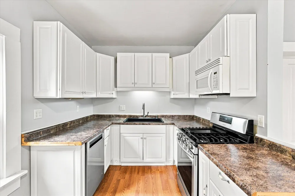 2819 Helen Street North Saint Paul, MN 55109