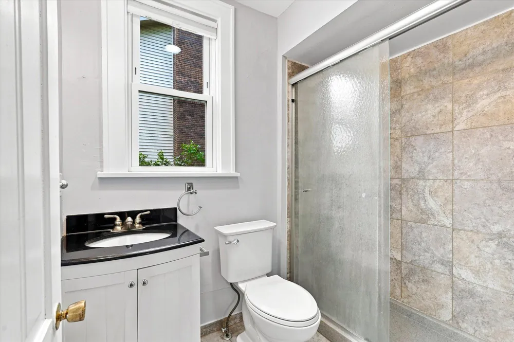 2819 Helen Street North Saint Paul, MN 55109