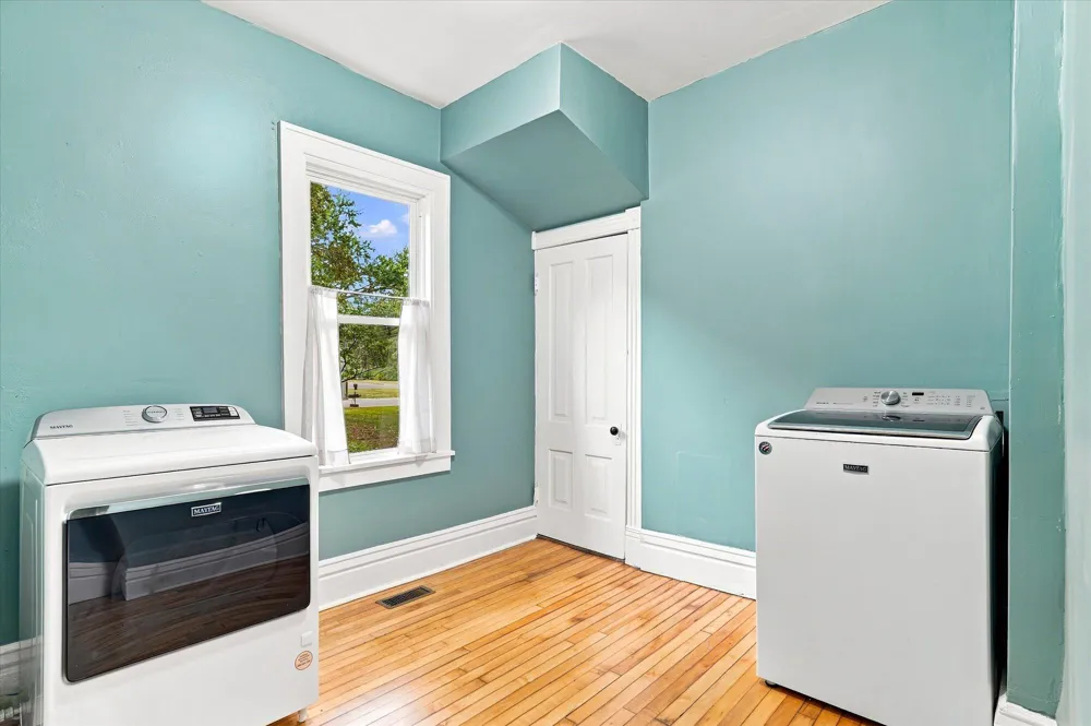 2819 Helen Street North Saint Paul, MN 55109