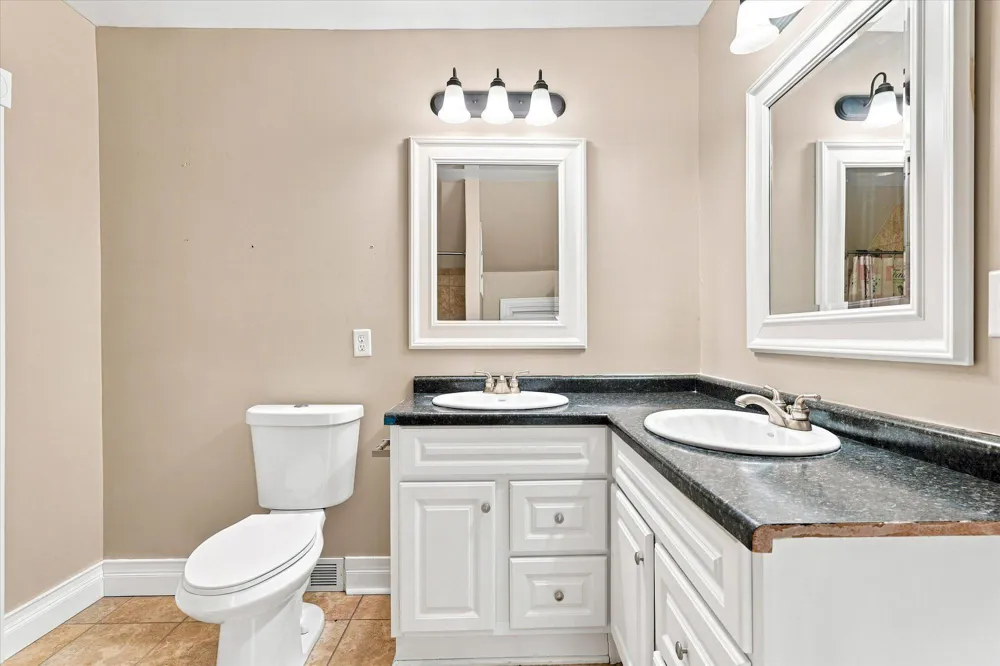 2819 Helen Street North Saint Paul, MN 55109
